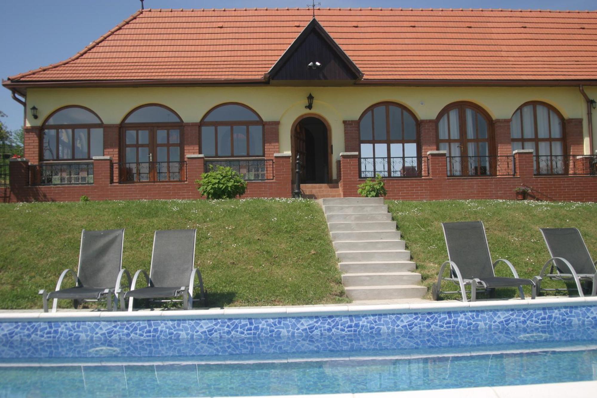 Villa Teleki Esterno foto