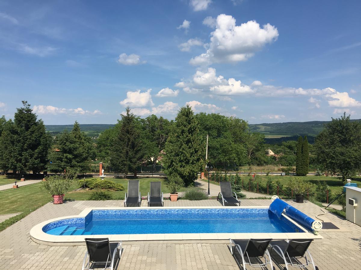 Villa Teleki Esterno foto